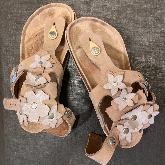 Birkenstock Floral Gizeh Gladiator Sandals - Picture 1 of 4